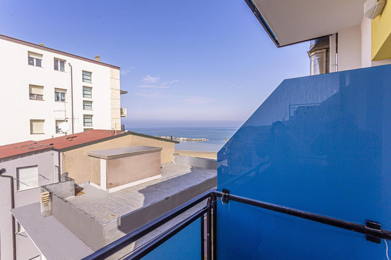 Hotel Continental Белариа-Игеа Марина Екстериор снимка